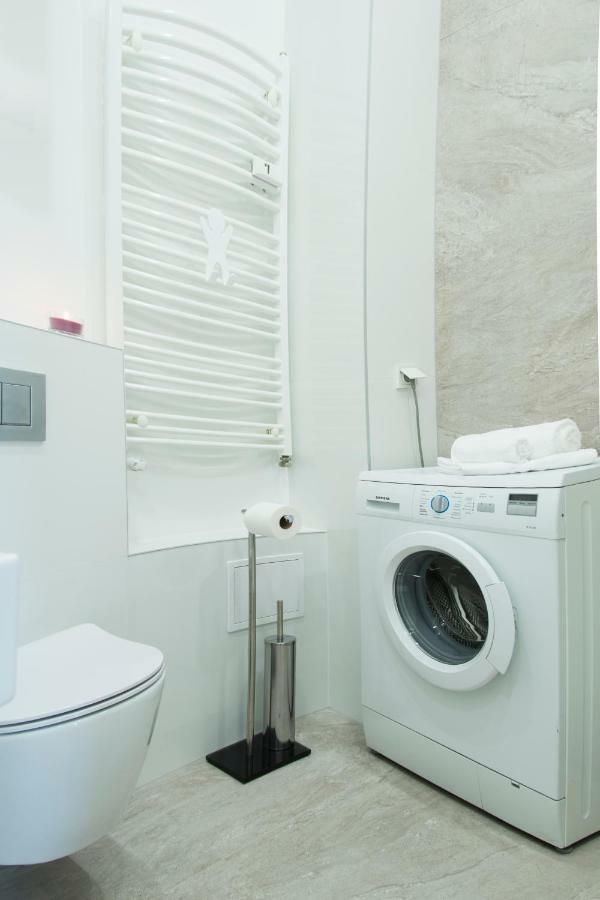 Luksusowy Apartament Swietego Jana Na Rynku Krakov Exteriér fotografie